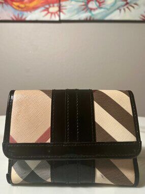 Burberry Nova Check Compact Tri-Fold Wallet Patent Leather Coated Canvas